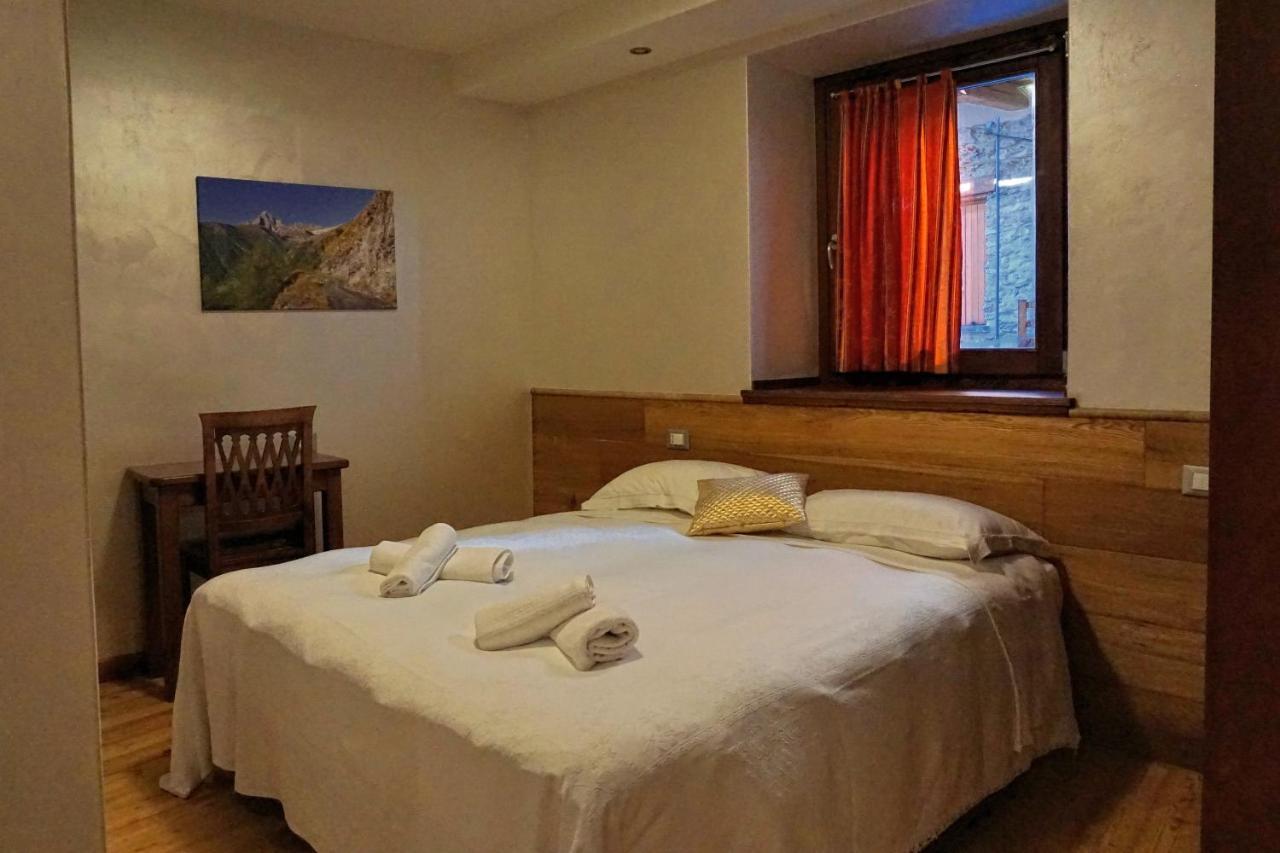 Pensione Albergo Diffuso Ceaglio Valle Maira Marmora Extérieur photo