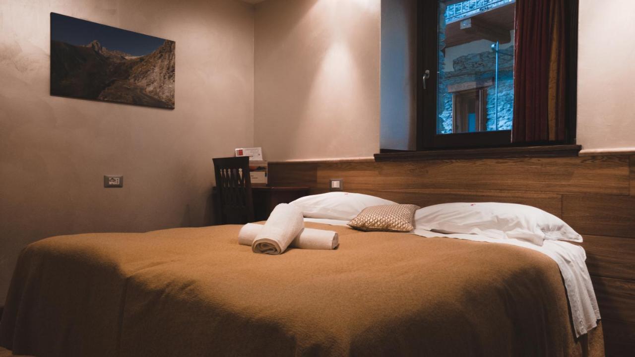 Pensione Albergo Diffuso Ceaglio Valle Maira Marmora Extérieur photo
